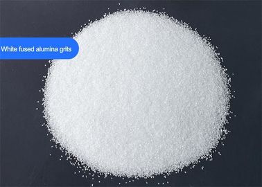 Le milieu de soufflage blanc d'oxyde d'aluminium grince l'efficacité élevée de coupe de pureté d'Al2O3 99%