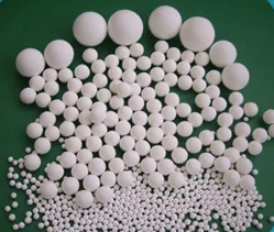 Circonia Silicate Perles de meulage de médias sintrés 65 ZrO2 4,0 g/cm3 Densité