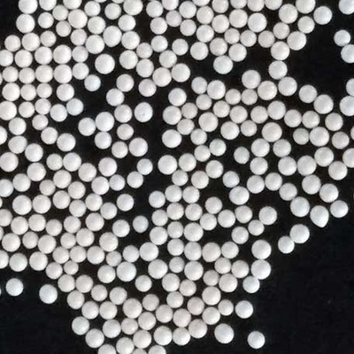 Le silicate de zirconium ZrSiO4 perle le millimètre sphéricité de taille des médias 2,7 - 3,2 de bonne