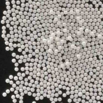 0.1 - densité de la masse 3.7g/cm3 de meulage de médias de zircone de 50mm pour le minerai non métallique
