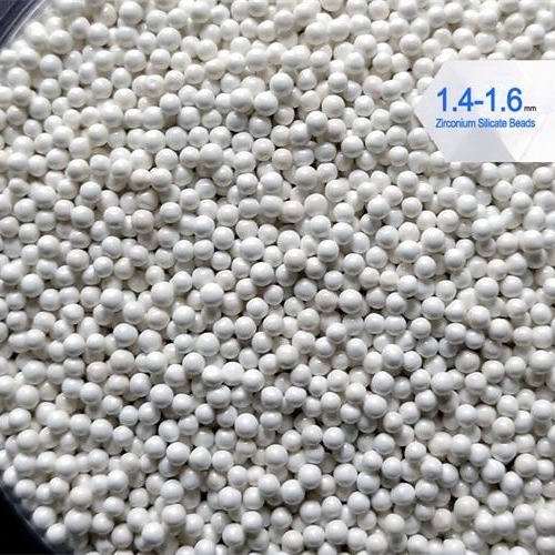 densité de la masse de perles de silicate de zirconium du blanc 65 de taille de 1.4-1.6mm 4 g/cm3 pour la peinture/revêtements